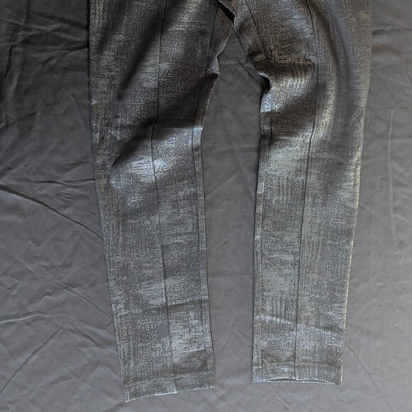 Calvin Klein Metallic Textured Pants Legging - Size M - Picture 5 of 10
